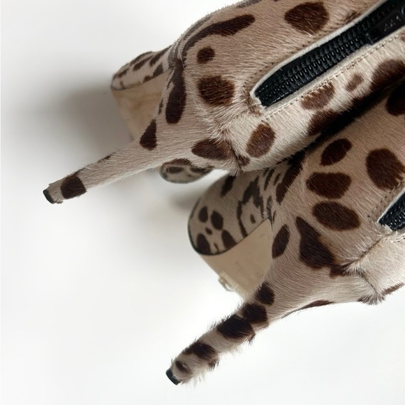 The Mode Collective Animal Print Booties Leopard Pony Hair Ankle Boots - Picture 5 of 7